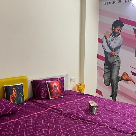 C Suites - Santiago II Stay, Cowork & Engage II Short & Long Stays Bangalore Eksteriør billede